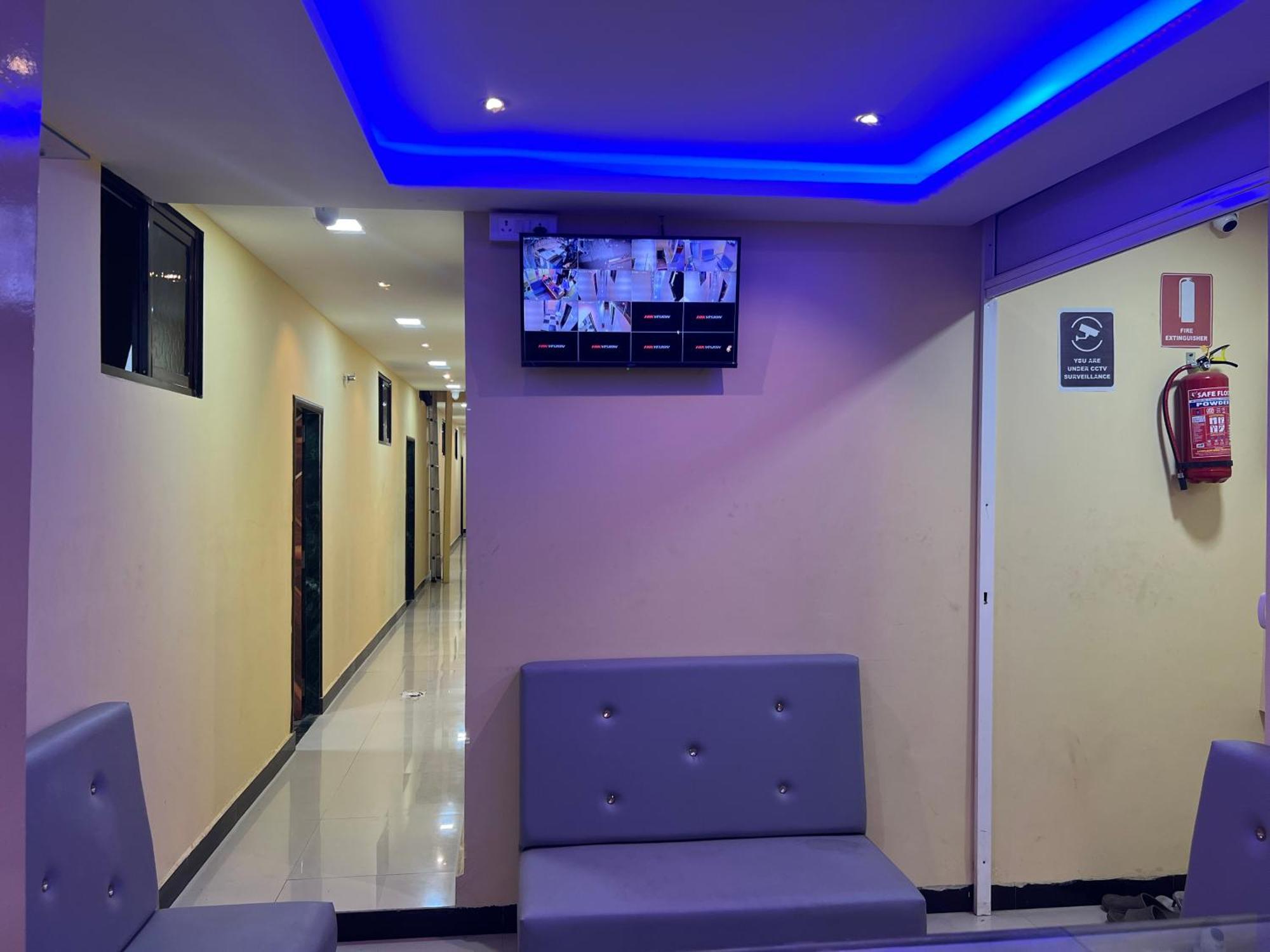 Hotel Jazz & Cabin Stay - Mumbai, Mumbai